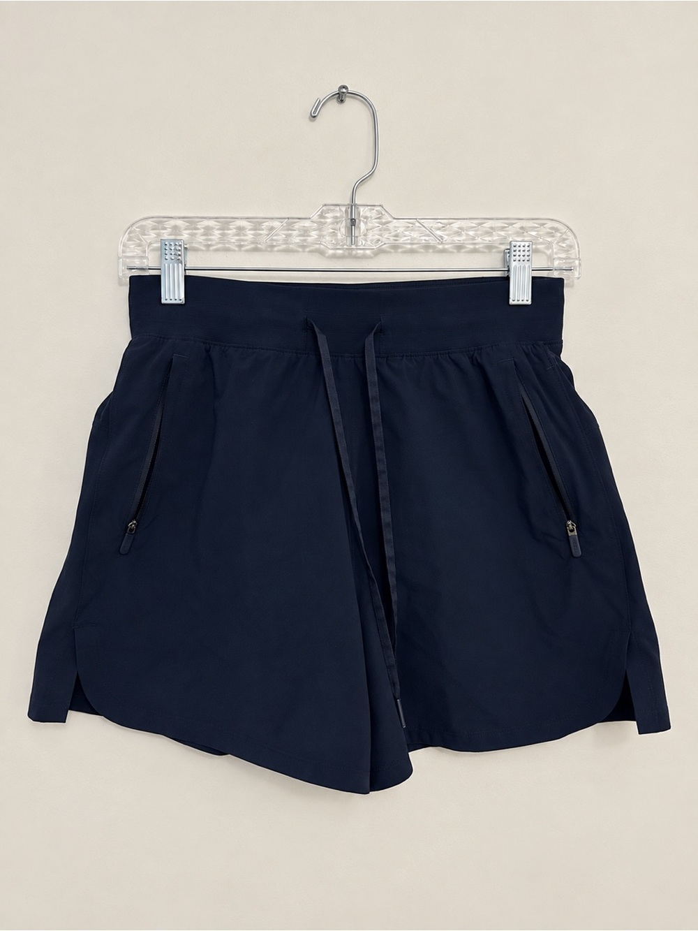 Lululemon Women’s Navy Drawstring Athletic Shorts with Zip Pockets Size 4